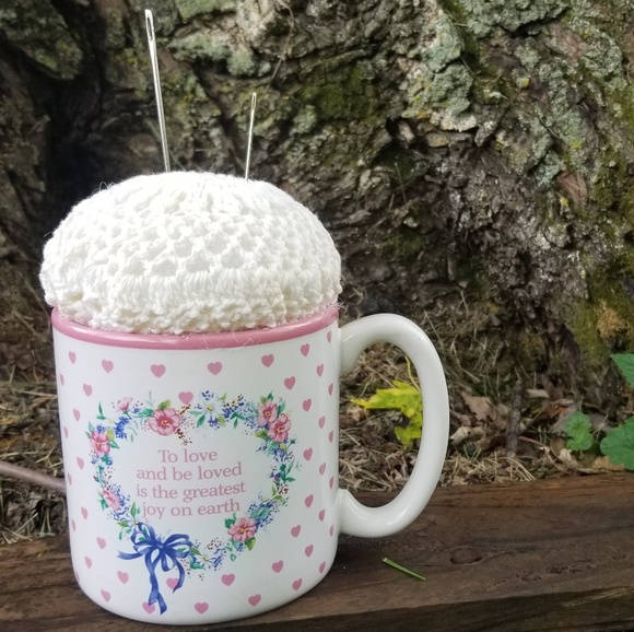 80s Pincushion vintage Sewing Crafts - Picture 2 of 2